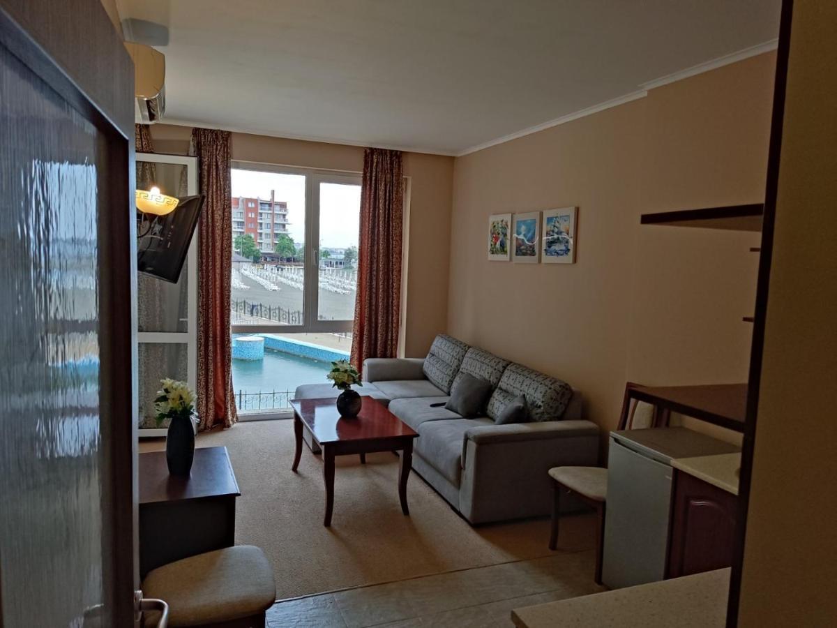 Феста Поморие Първа Линия Exterior photo